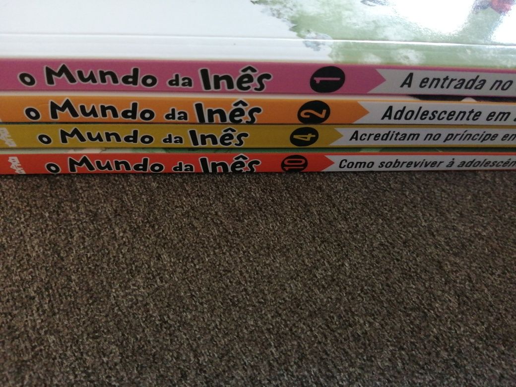 Livros da coleção o mundo da Inês