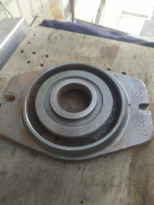 тиски машинные,опора.