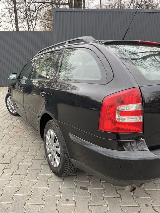 Продам Шкоду Октавію