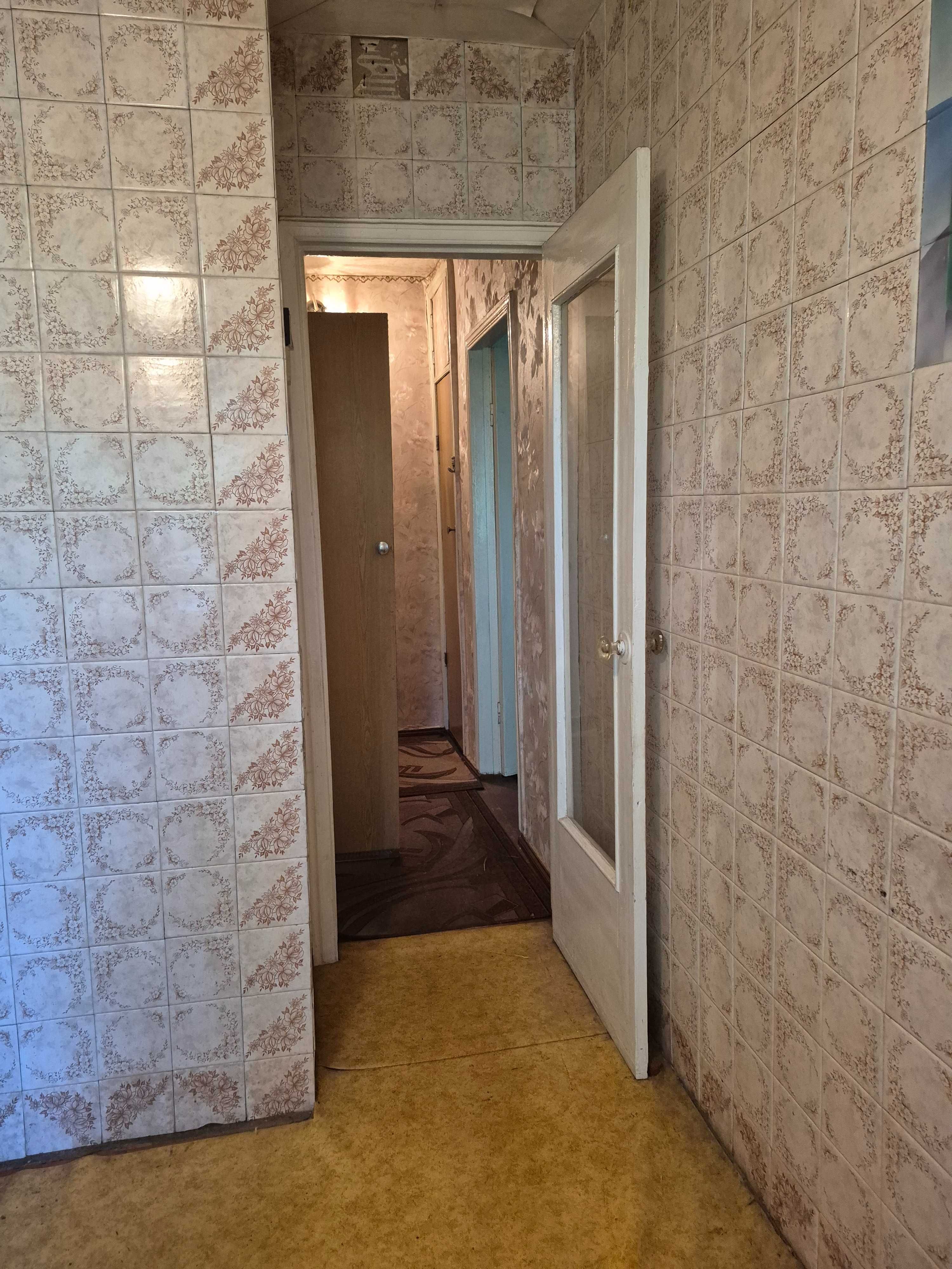Терміново! ТОРГ! 1 кім. кв. 31,3 кв. м. 19 тис. дол.