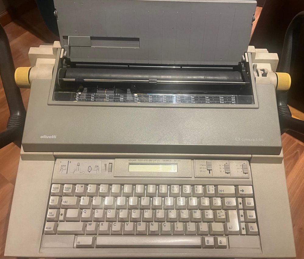Máquina de escrever