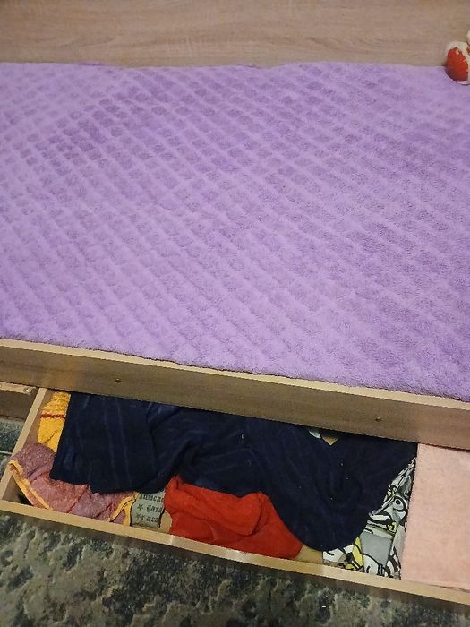 Продам кровать подростковую