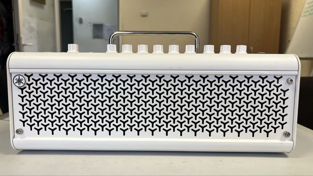 Комбопідсилювач Yamaha THR30II Wireless