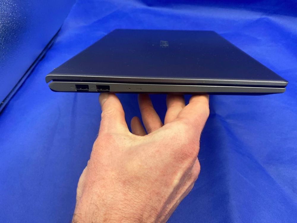 Свіжий ноутбук asus vivibook 15 8/256 для роботи навчання офісу .
