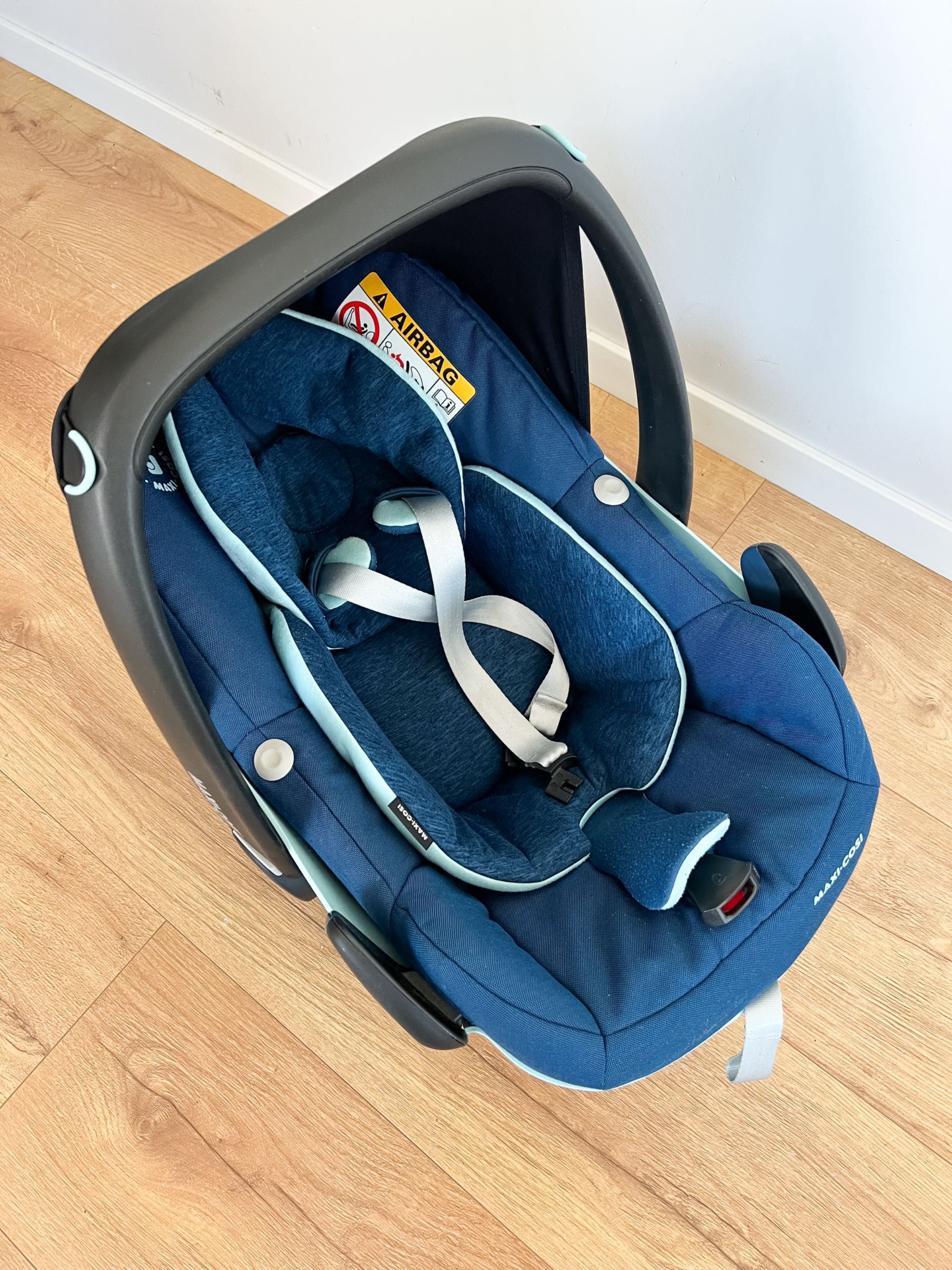 Fotelik samochodowy Maxi Cosi Pebble Pro essential Blue 0-13kg