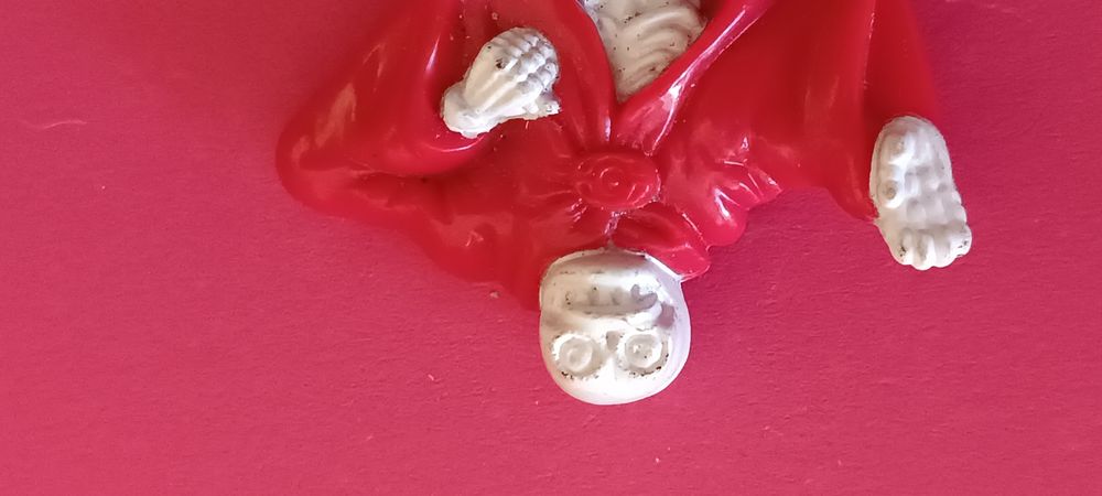 Antiga figura dos gelados Olá SKELLY unilever 2003 tamanho 4 cm