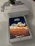 Nowy iPad (8 th Generation) WI-FI! Kolor Silver.