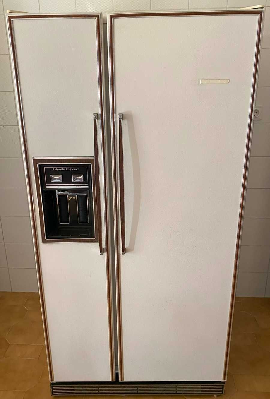 Frigorífico americano