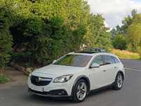 Opel Insignia Serwisowany! Wersja Tourer! Automat! 4x4! Panorama!