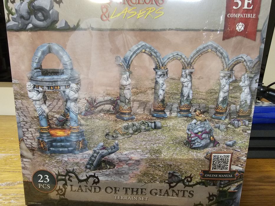 Dungeons & Lasers - Terrain Set - The Land of Giants , dnd
