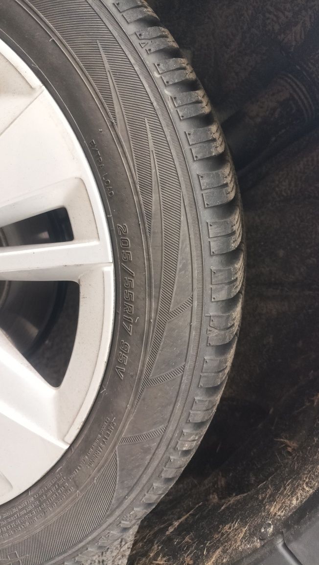 Opony zimowe Falken 205/55/r17