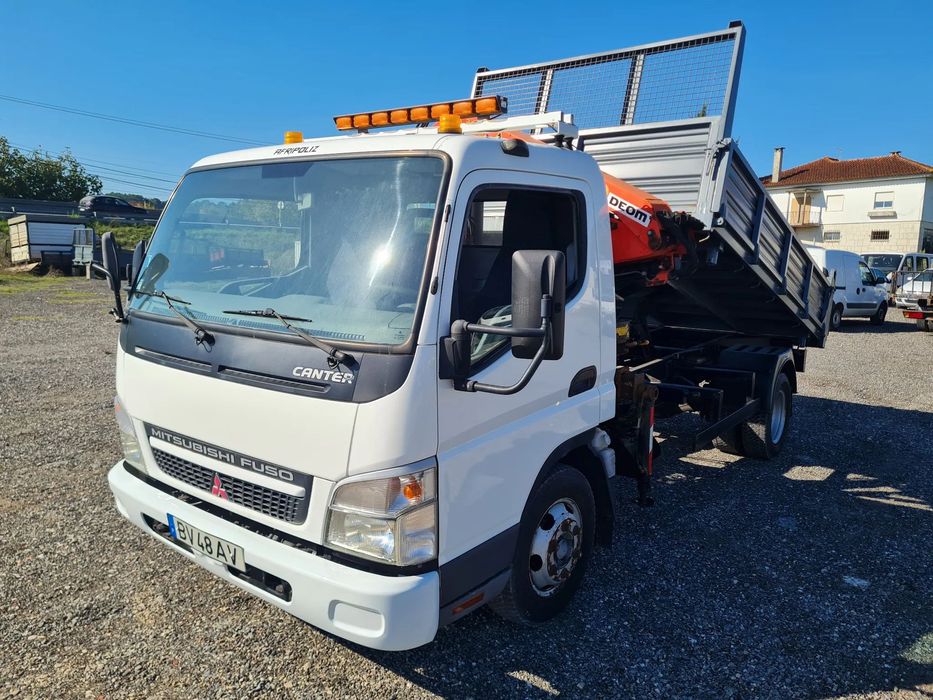 Mitsubishi Canter Fuso 7C15 Tribasculante 3900cc/150kw c/ Grua