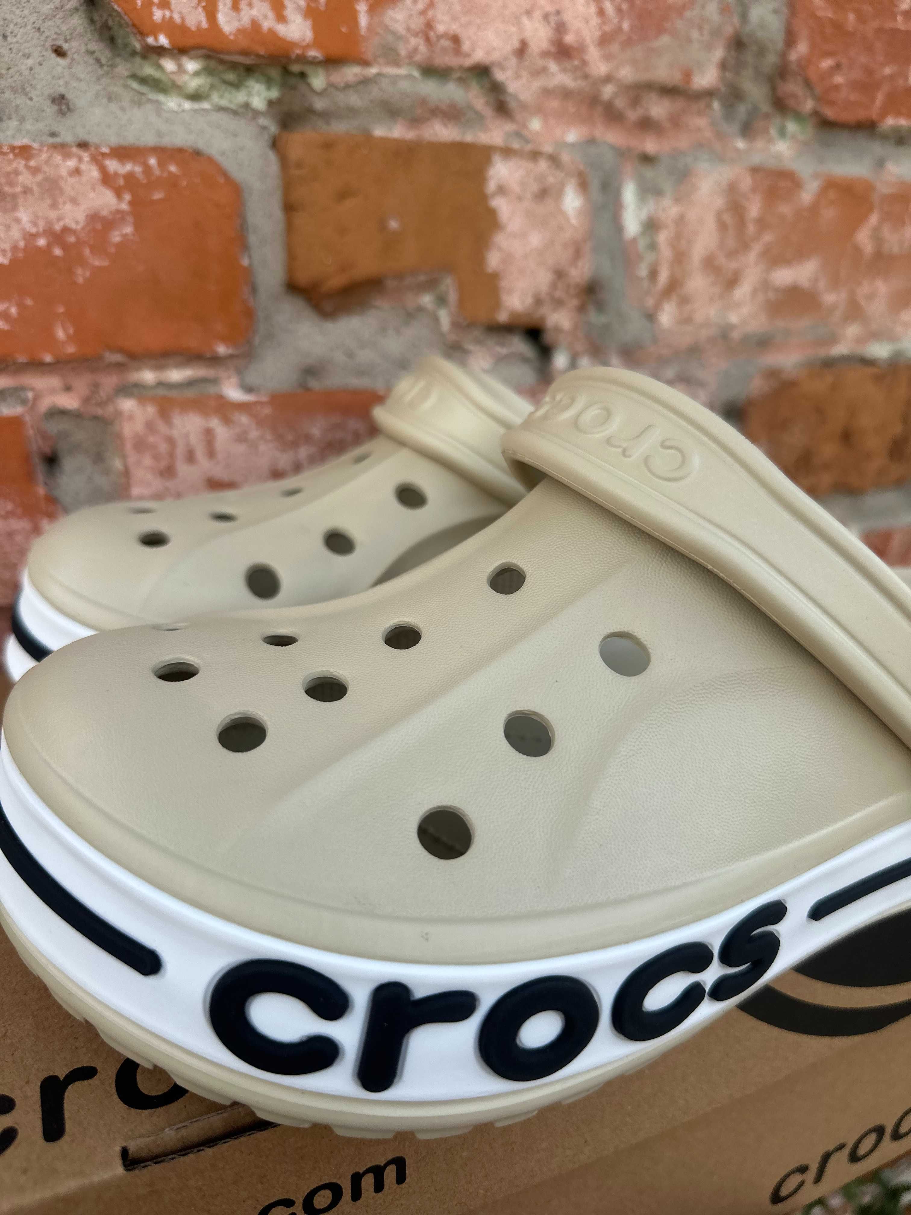 тапочки Crocs Clog в белом и бежевом цветах 36 - 45