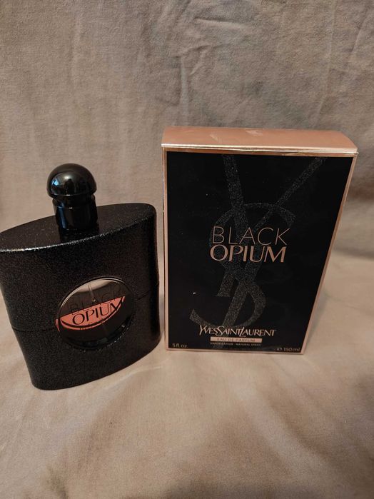 Black Opium YSL EDP 75 -80 мл остаток вместе с родной коробкой