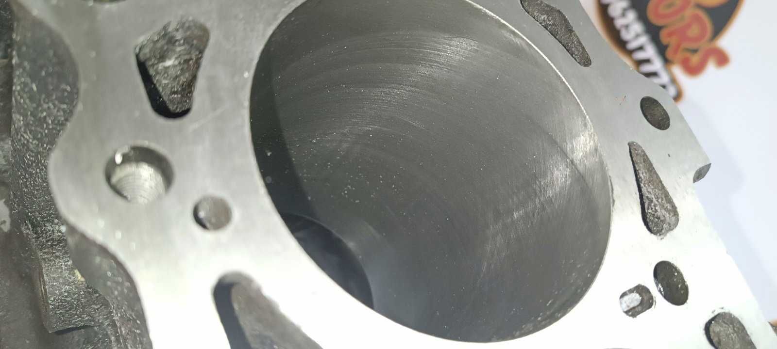 Блок двигуна  MERCEDES SPRINTER 2.9 TDI 95-20 OM 602  89,5