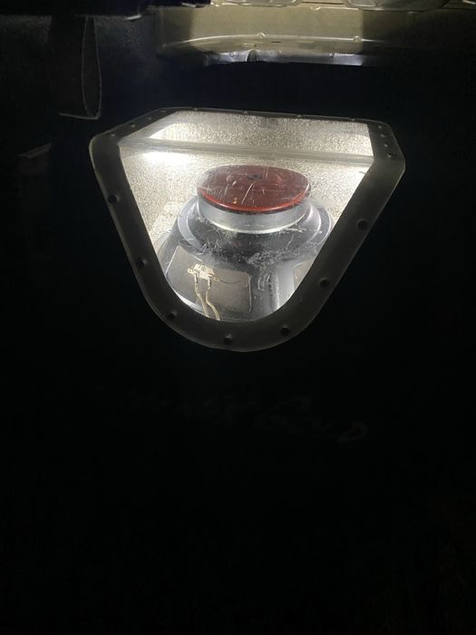 Продам сабвуфер с усилителем