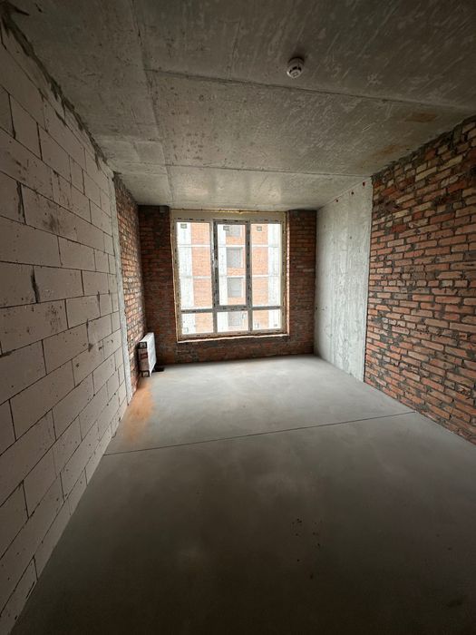 Продам 2-кімнатну квартиру в ЖК Крона Парк-2, будинок зданий