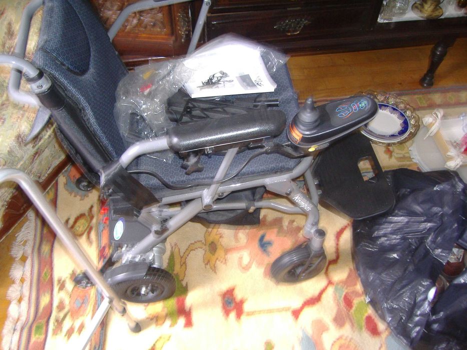 cadeira de rodas eléctrica pouco uso