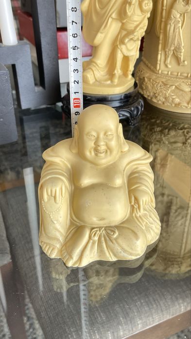 Estatua de grande Buda em pedra sabao