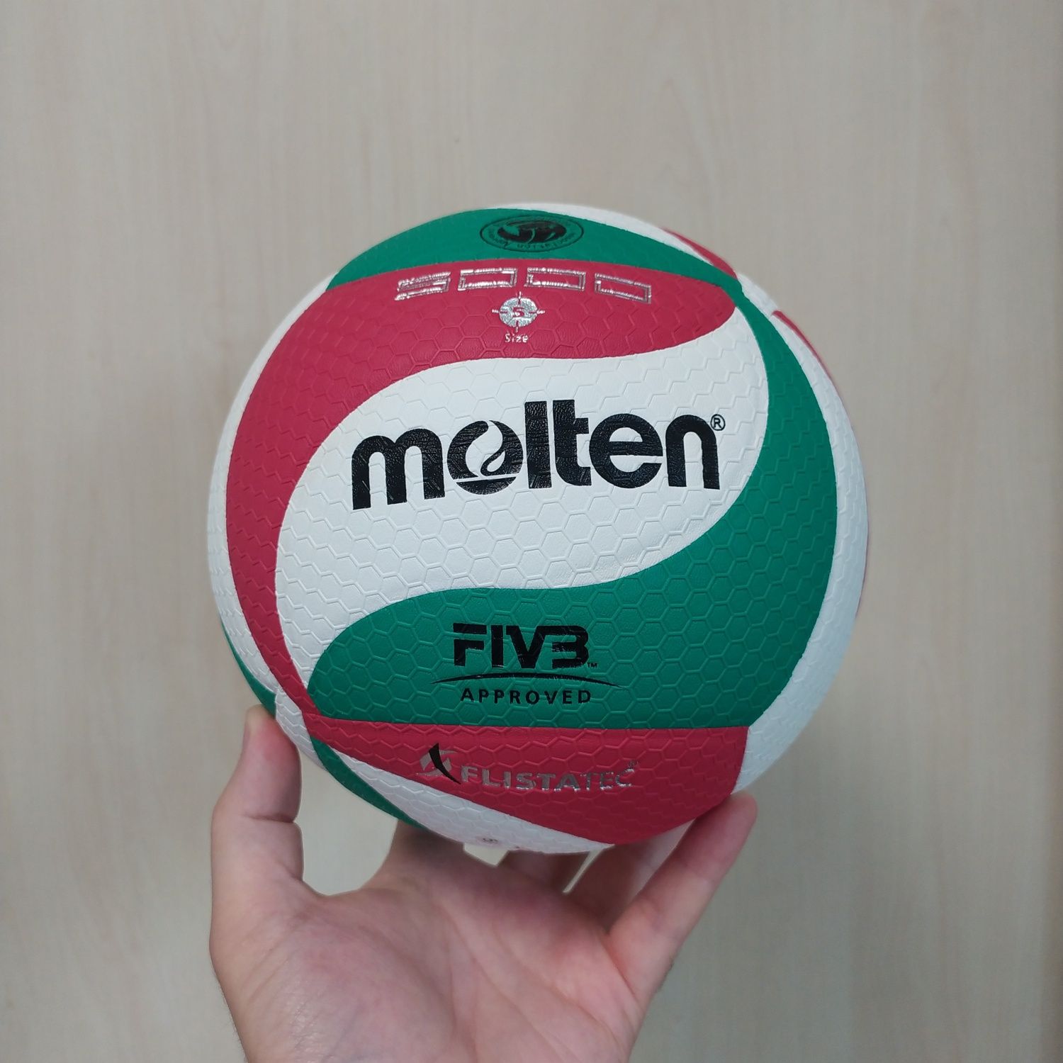 Якісний волейбольний м'яч Molten V5M5000 Flistatec 18 панелей