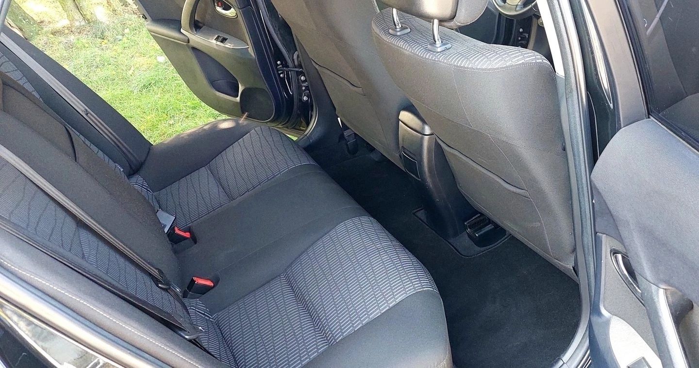 Toyota Avensis 2.0 Combi
