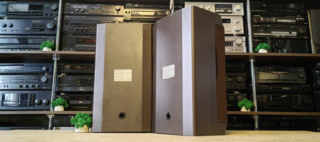 3-х полосна акустика Grundig Box M800/4Ω