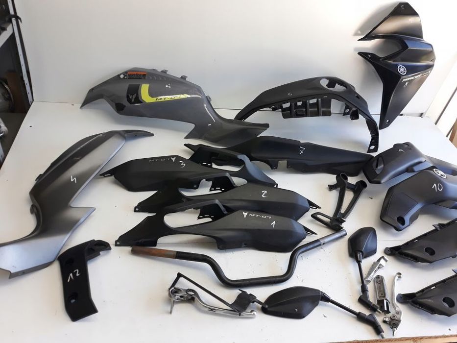 YAMAHA MT07 MT-07 BOK OWIEWKA KIEROWNICA