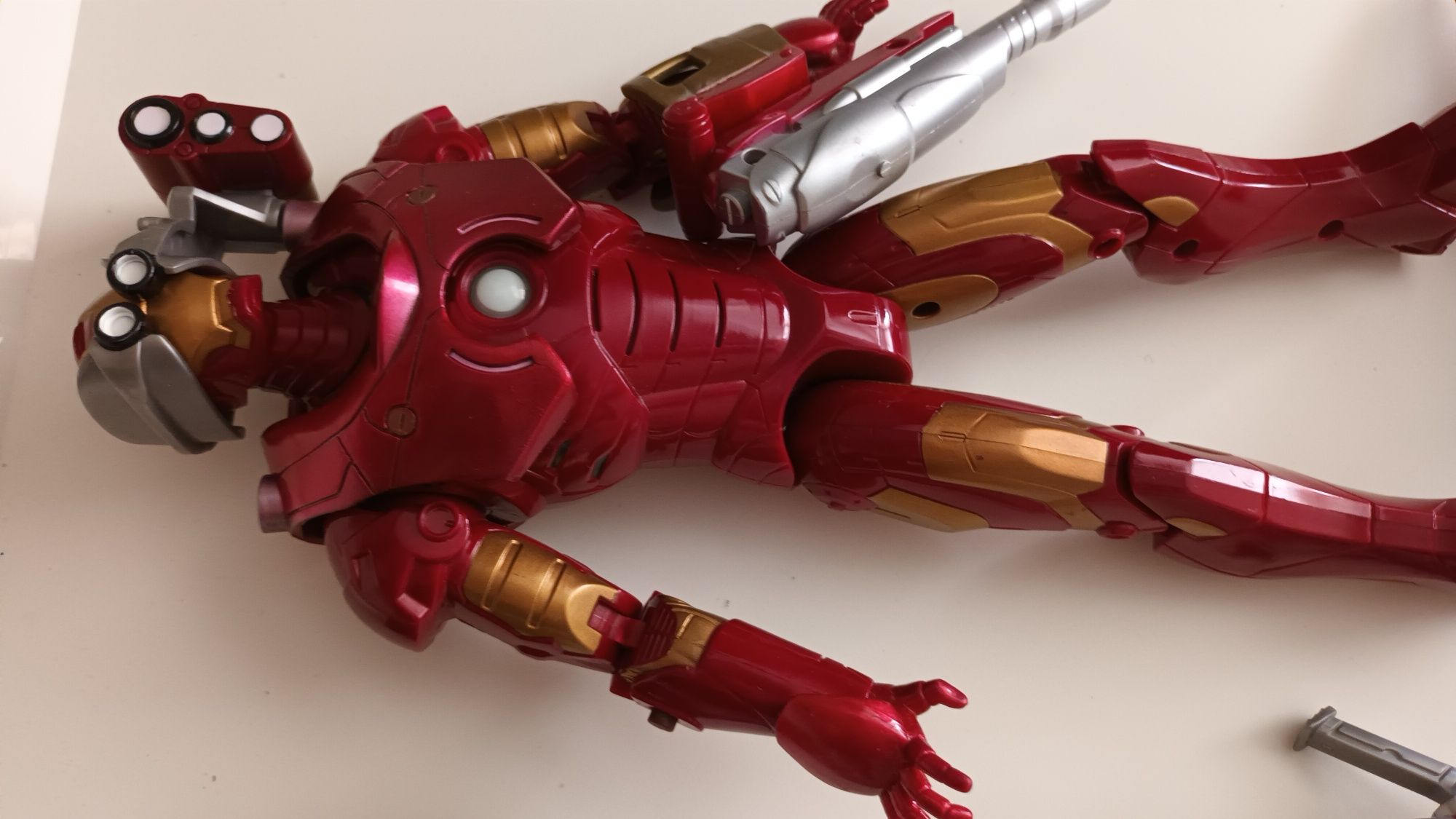 Invincible Iron Man Hasbro 2008 12 '' /Homem de ferro