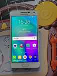 Samsung smartofon  praktycznie nowy telefon  bez żadnej ryski