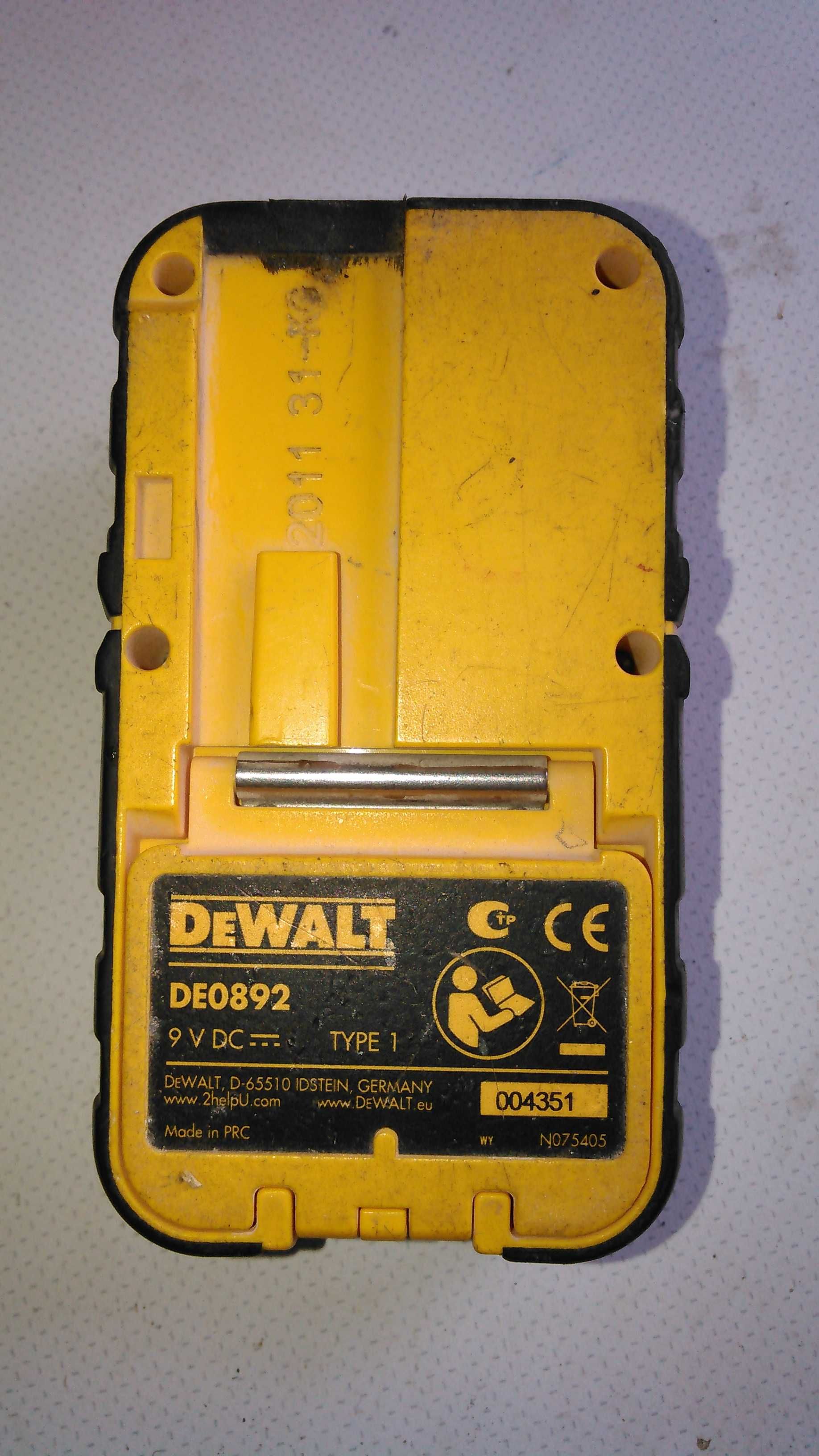 Продам DeWALT DE0892G мішень-променевловлювач для нівеліра -2100 грн