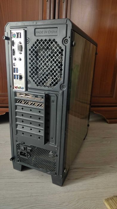 Komputer RTX 4060 Ti, i5-10400f, 16gb RAM