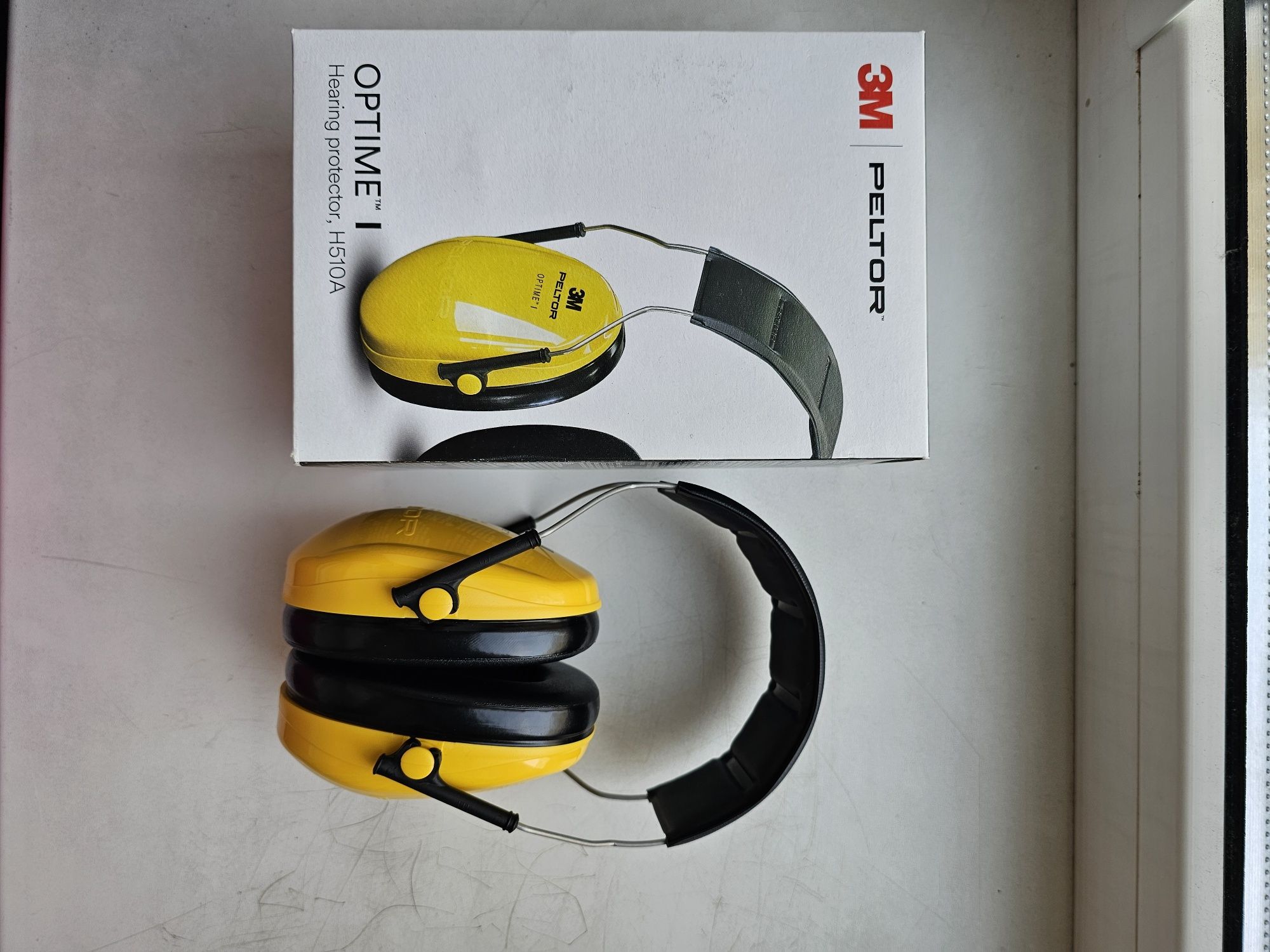 Навушники 3М Peltor Optime 1 Hearing protector, H 510 A
Hearing protec