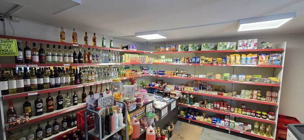 Regały sklepowe kompletne wyposażenie sklepu regaly modułowe