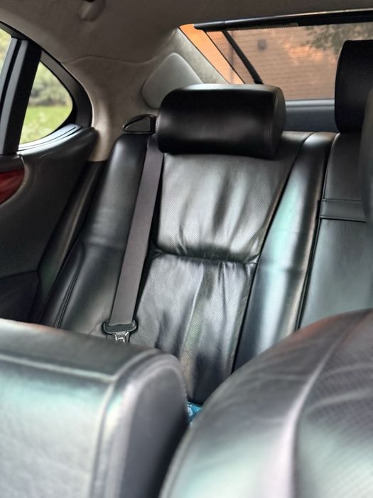 Продам lexus ls 600 hl