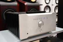 Zadbany Teac AI-3000 - zintegrowany wzmacniacz stereo klasy premium