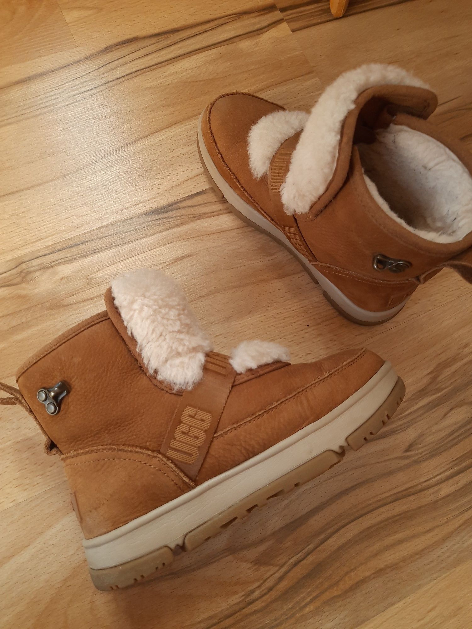 UGG śniegowce hiker 36