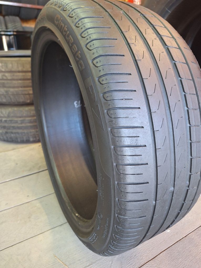 Opona Pirelli Cinturato P7 235/40R19