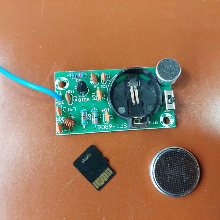 Миниатюрный аудио ФМ передатчик (HM радио микрофон) 3-6 вольт