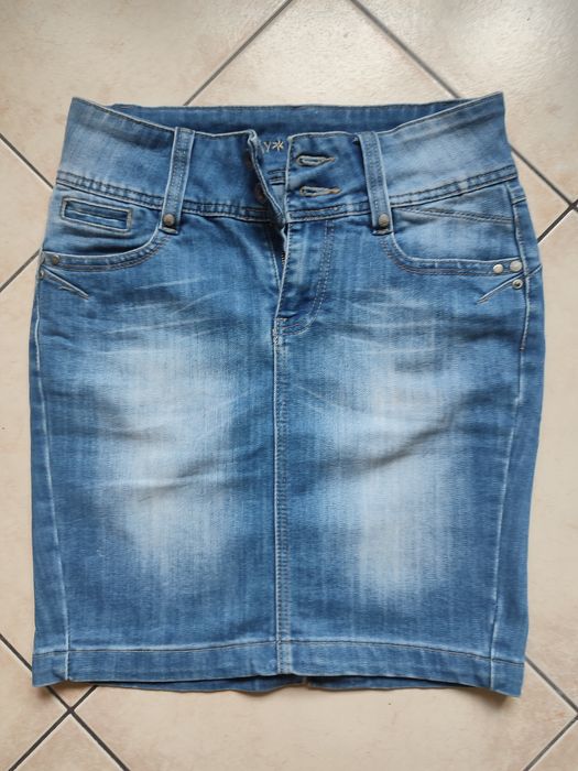 Spódnica jeansowa rozmiar 36