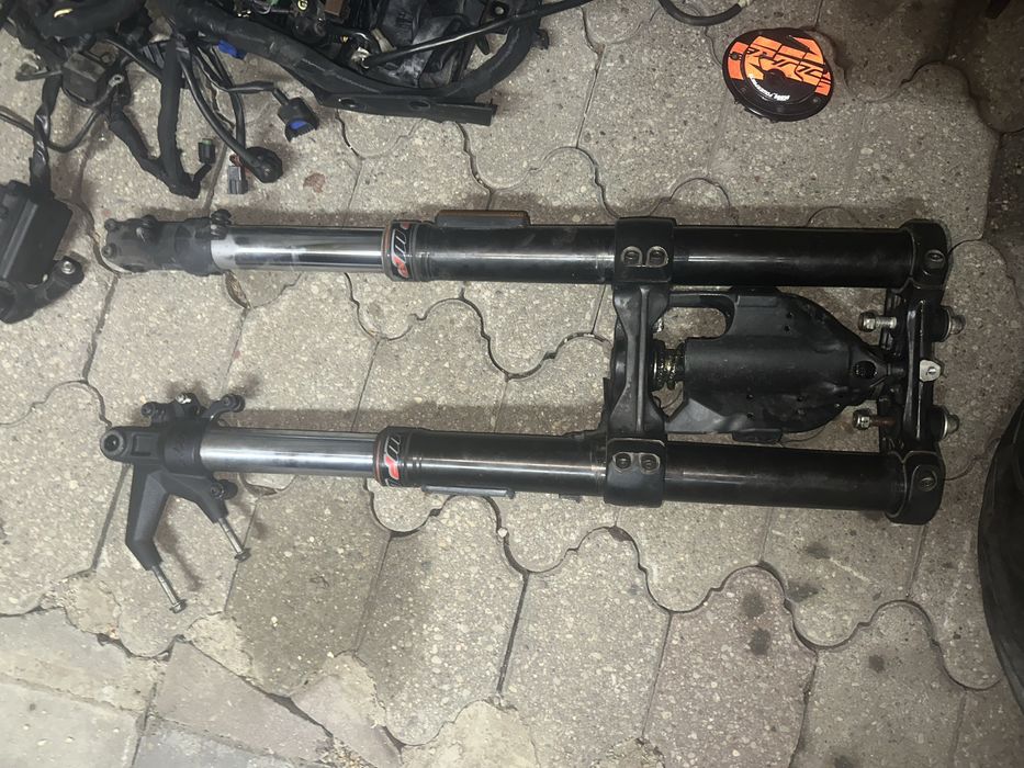 Zawieszenie przednie KTM Duke 125 z 2019 r.