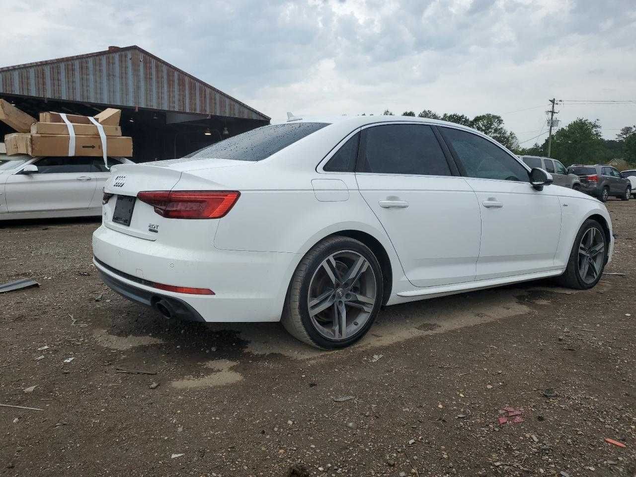 AUDI A4 Premium Plus