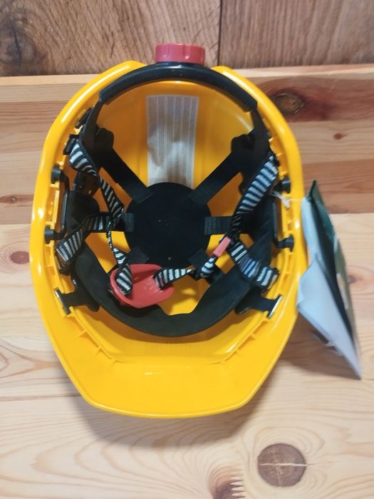 Kask ochronny  nowy