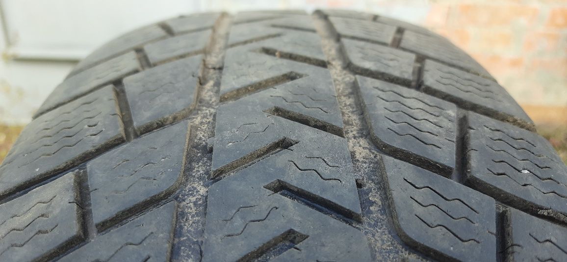 Шини Michelin 215 60 r17 зимові