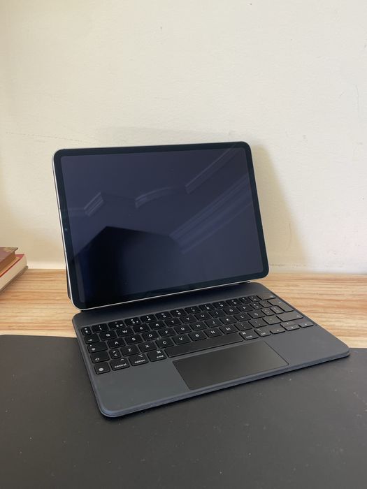 Ipad pro 11” 4ª geração + magic keybord