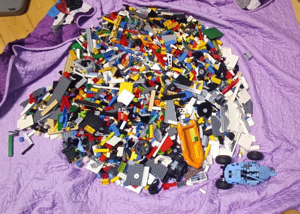 Klocki lego orginalne prawie 8kg plus technics rekin