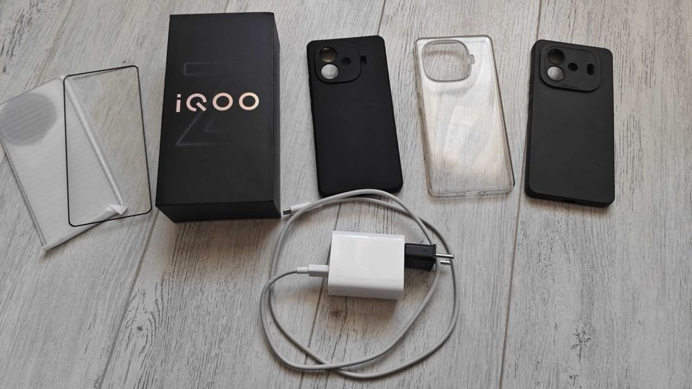 vivo iQOO Z9 Turbo