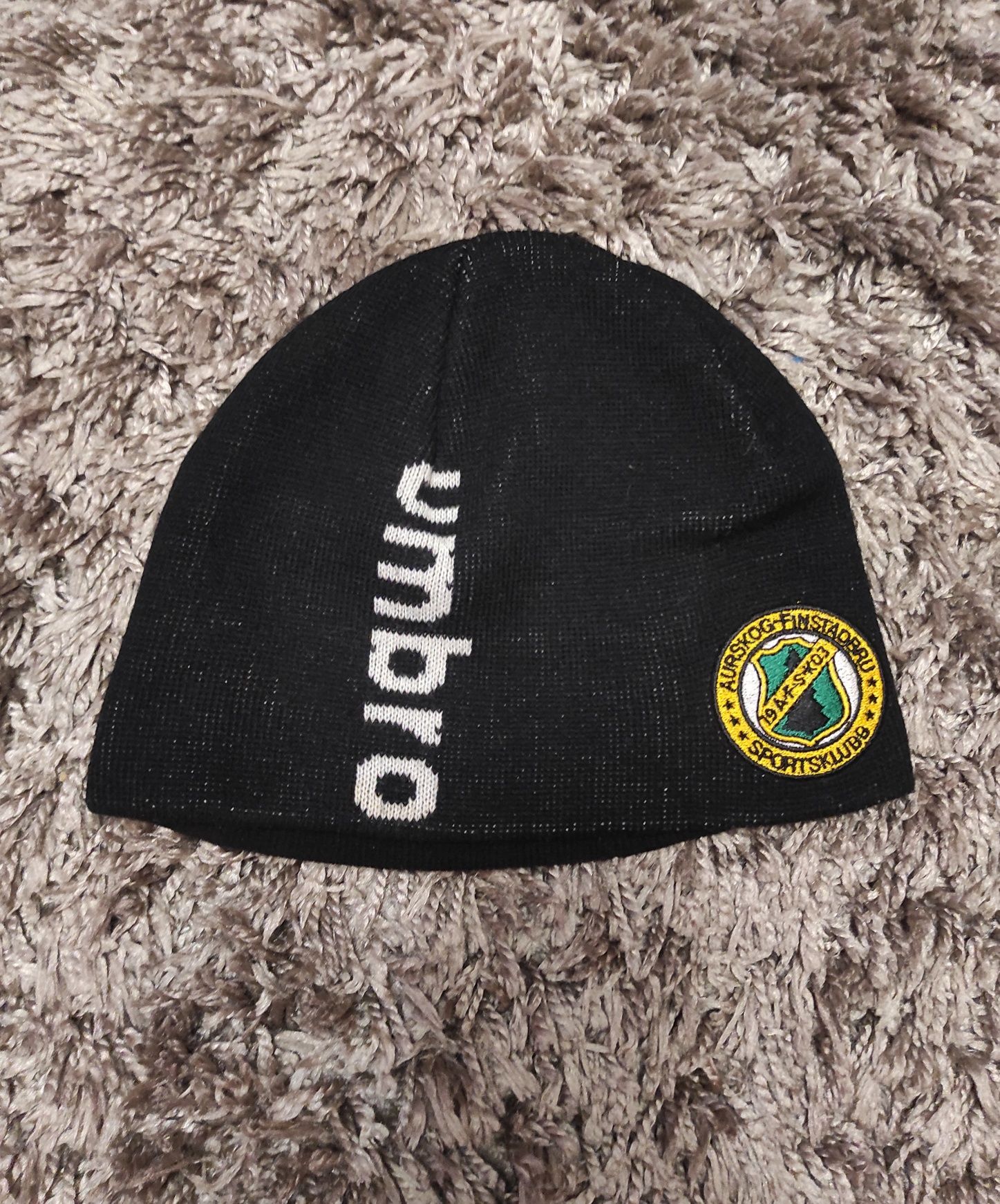 Шапки Umbro, bula
