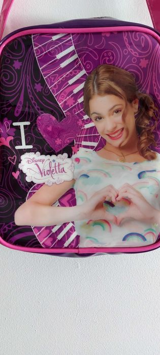 Mala Disney Violetta