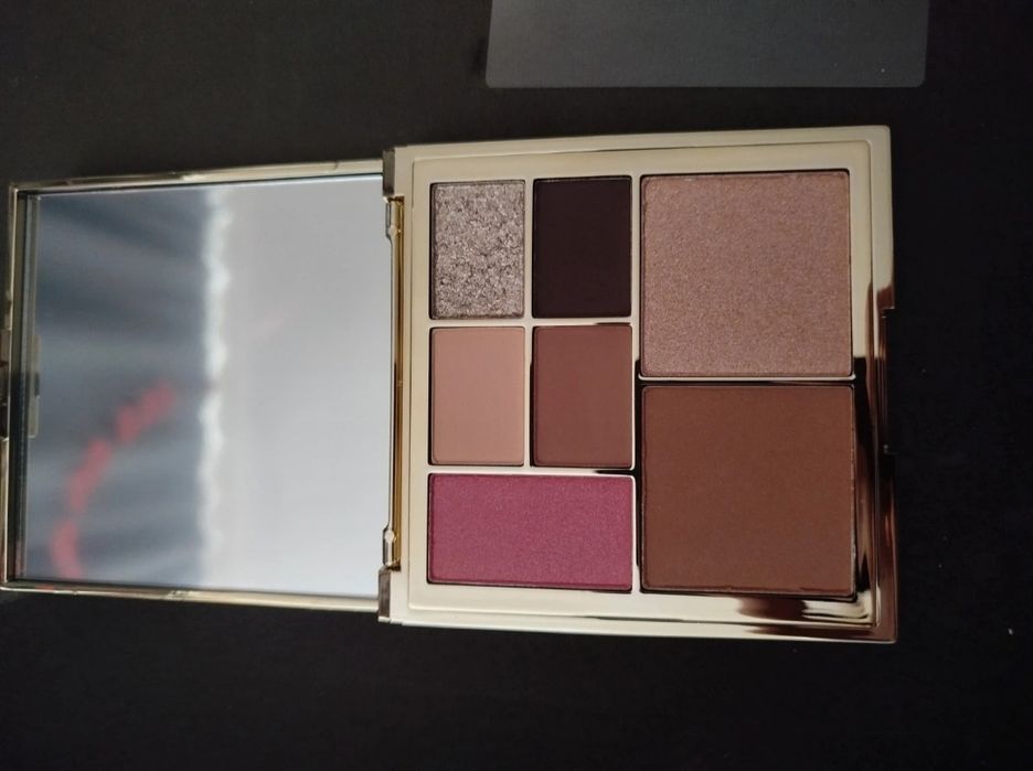 Paleta z lusterkiem Eveline Wonder Match do makijażu oczu i konturowan
