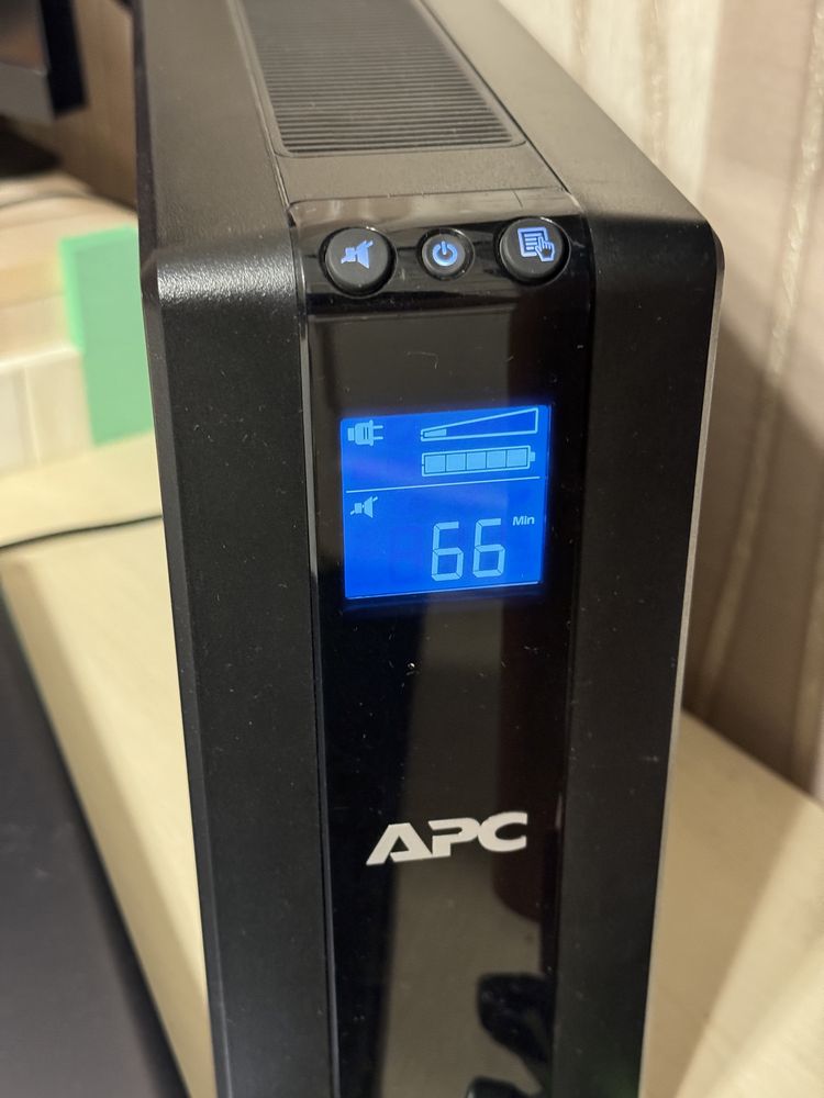 ДБЖ APC Back-ups Pro 900VA